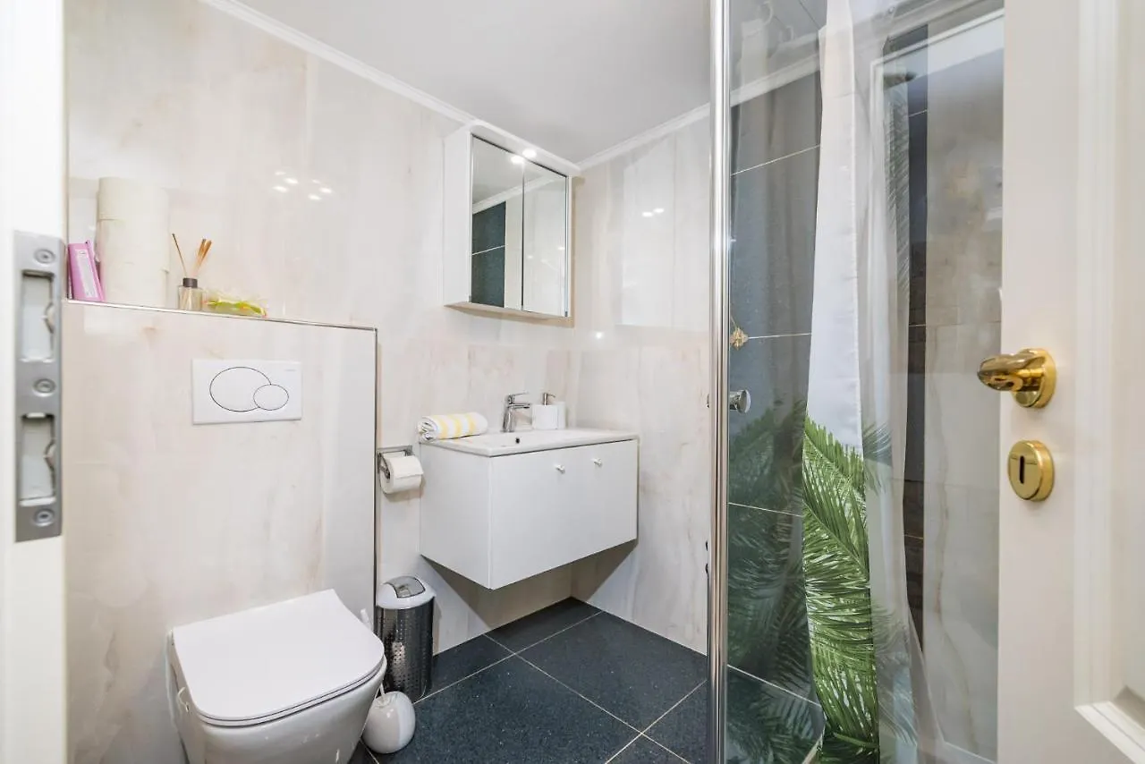 Apartments Silver Zadar 0*,  Croatia